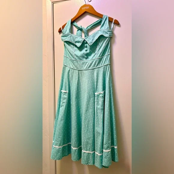 Hell Bunny Vixen Dress Retro VTG Rockabilly Swing Medium Mint Green Polka Dot - Picture 1 of 4